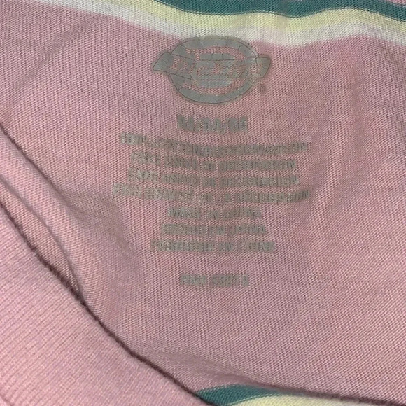 Women’s Dickies Loose Fit Crop T Shirt Size Medium GUC - Picture 5 of 6